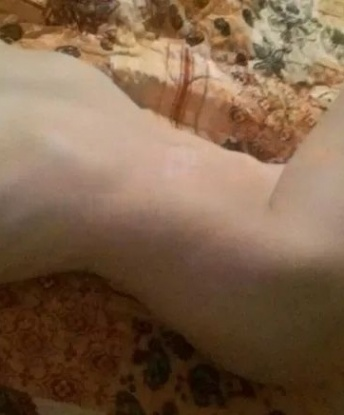 У меня есть все инструменты, чтобы сделать твои фантазии реальностью. Мои услуги включают классический секс, оральный секс, эротический массаж и многое другое. Я обеспечу тебя нежностью, страстью и полным удовлетворением. У меня также есть отличные отзывы от моих клиентов, которые гарантируют высокое качество моих услуг. Для более детальной информации, пожалуйста, посмотри мои фото и свяжись со мной. Я с нетерпением жду встречи с тобой! 💋🌹 Марина